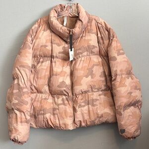 Fabletics Wander Cropped Puffer in Pink and Brown Camouflage Women’s 3X